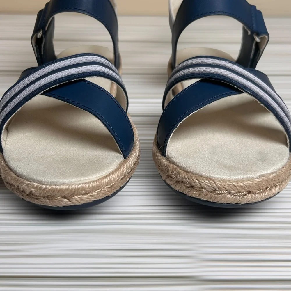 UGG Sandals Anamarie Leather Jute Wrap Girl’s Size 12